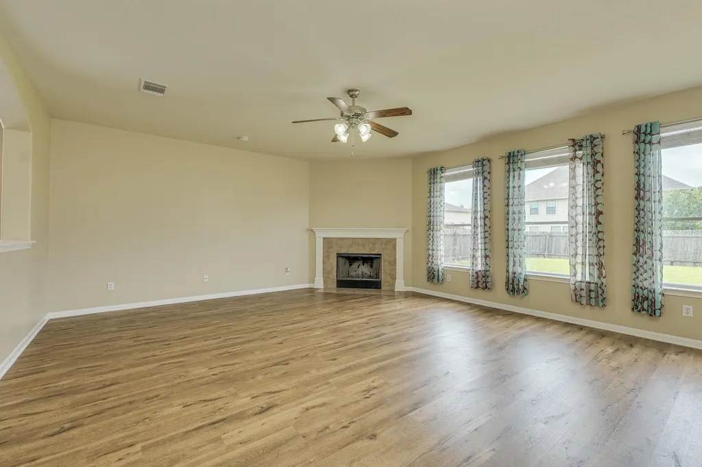 19617 Cheyenne Valley Drive Round Rock TX 78664