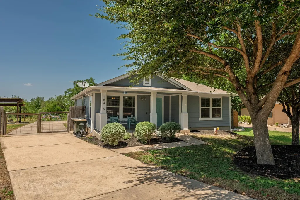18416 Belfry Pass Manor TX 78653