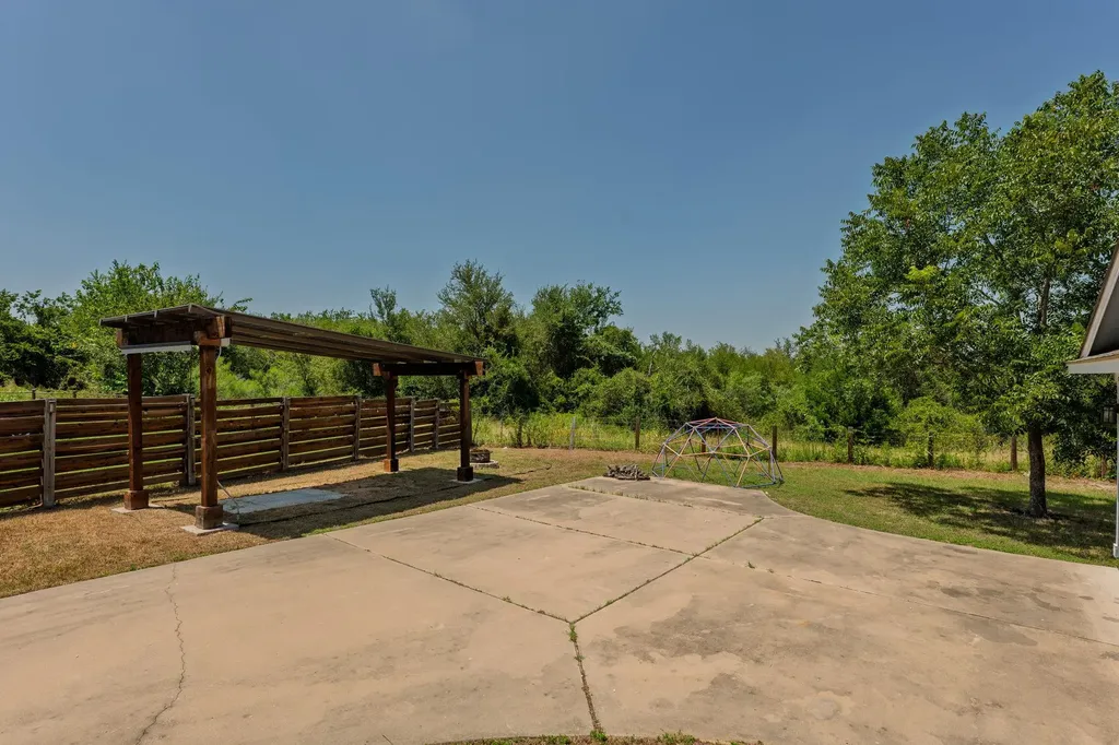 18416 Belfry Pass Manor TX 78653