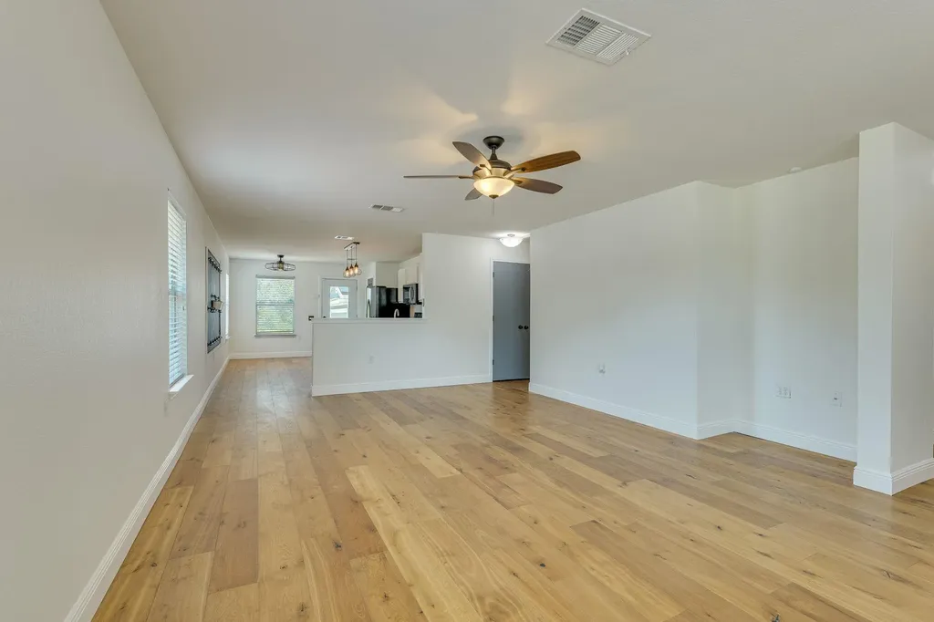 18416 Belfry Pass Manor TX 78653