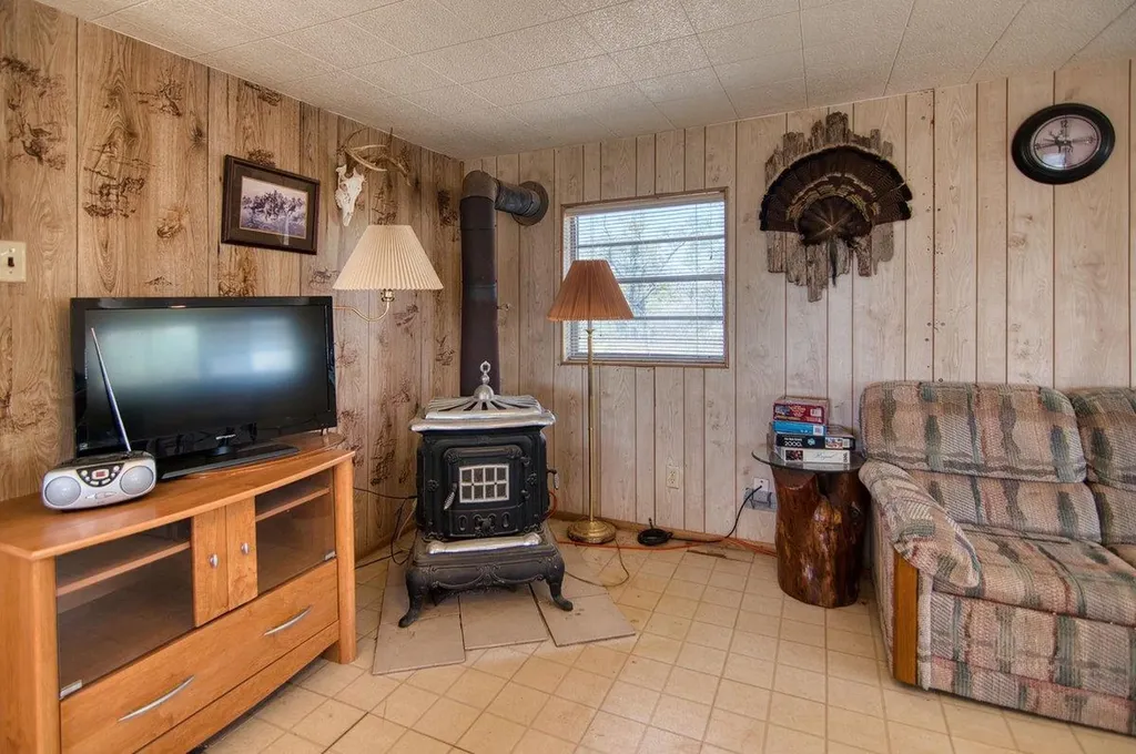 567 County Road 241 Rochelle TX 76872