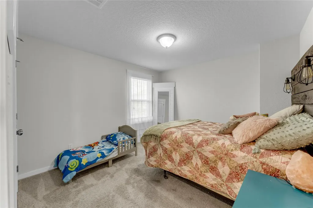 8002 Autumn Moor Bend Lago Vista TX 78645