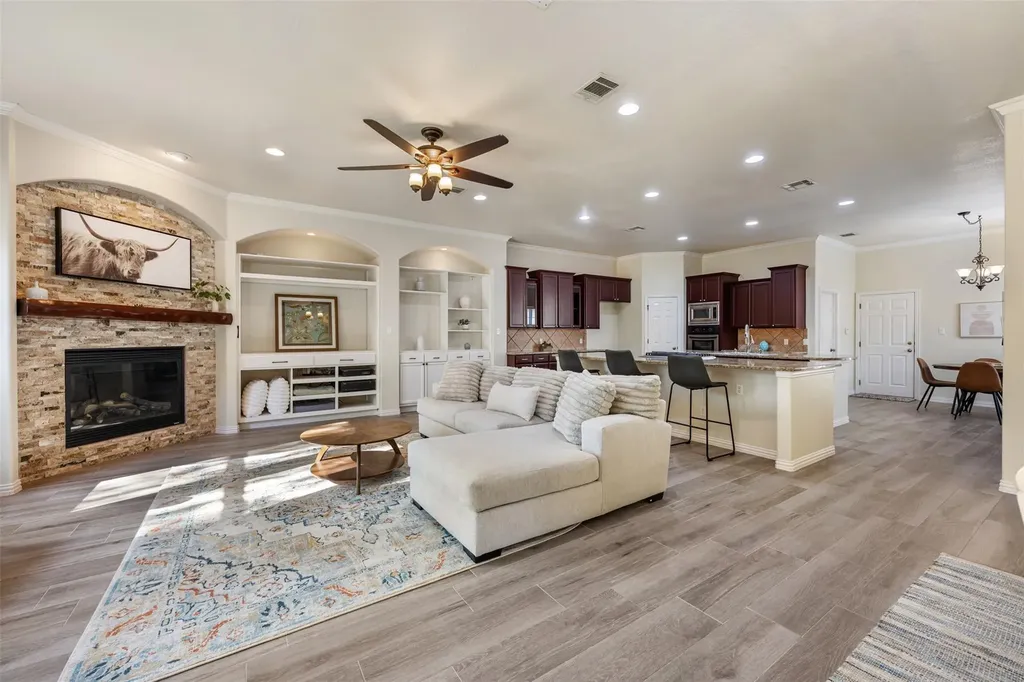181 Whitney Run Buda TX 78610