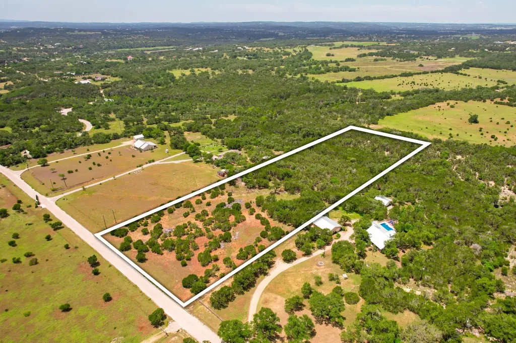414 Blue Creek Drive Dripping Springs TX 78620