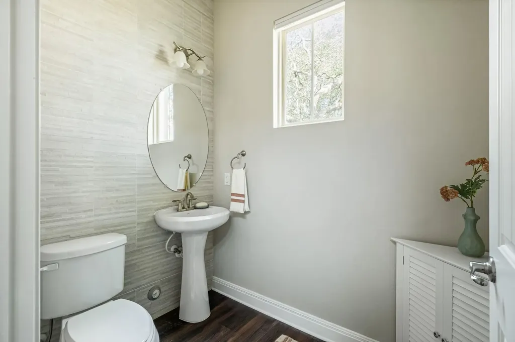2516 Hopsack Mills Road Austin TX 78748