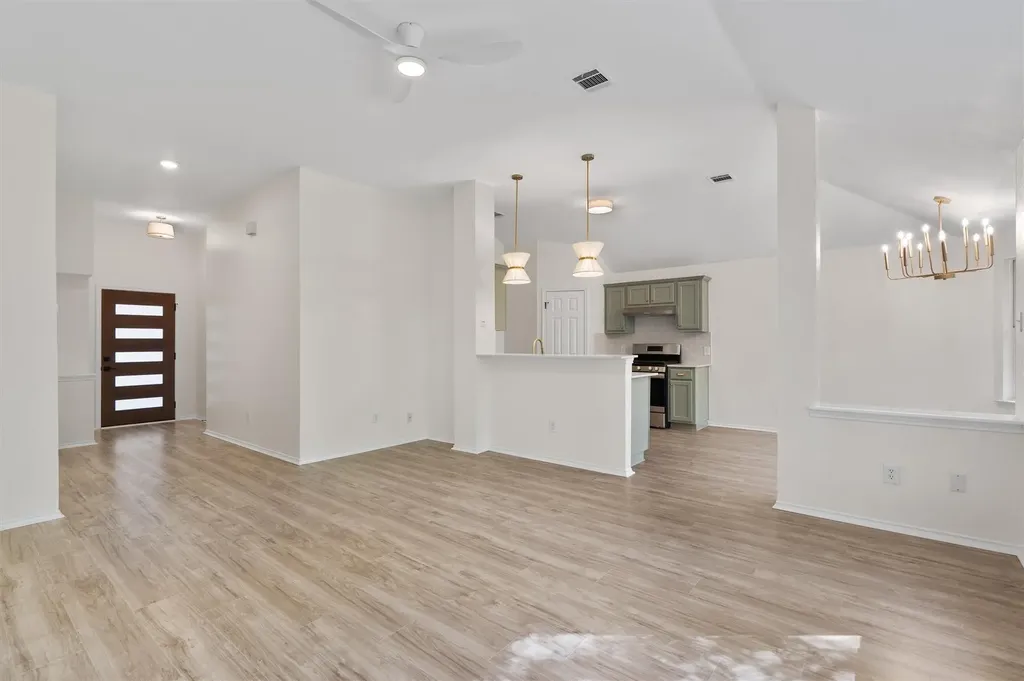 12120 Battle Bridge Drive Austin TX 78748