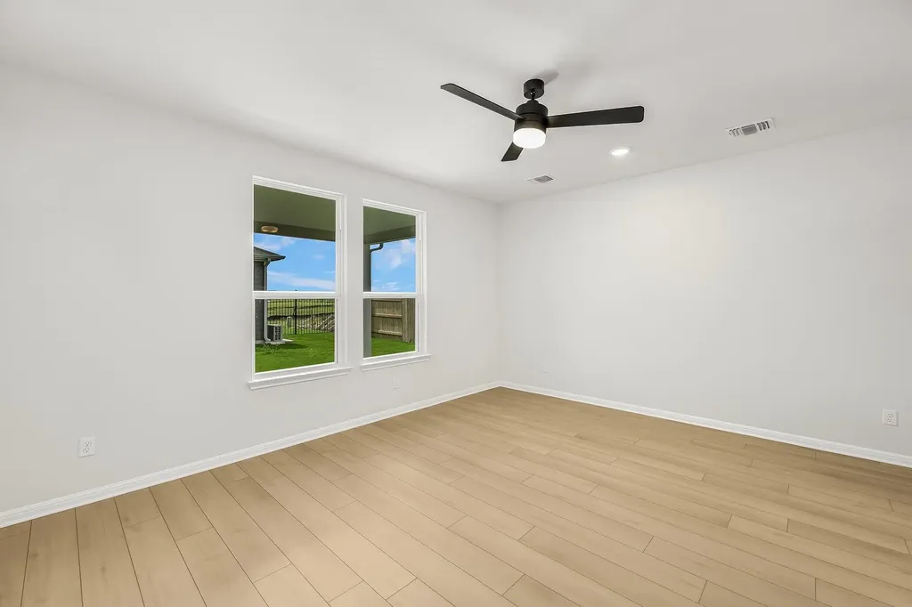 8601 Dongan Drive Austin TX 78744