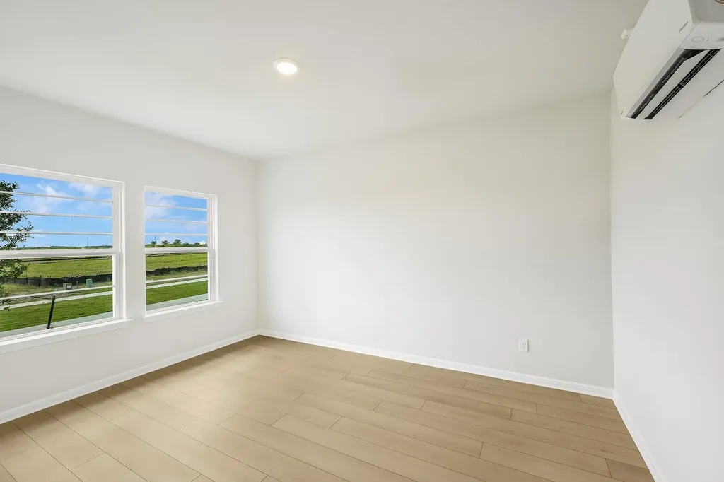 8601 Dongan Drive Austin TX 78744
