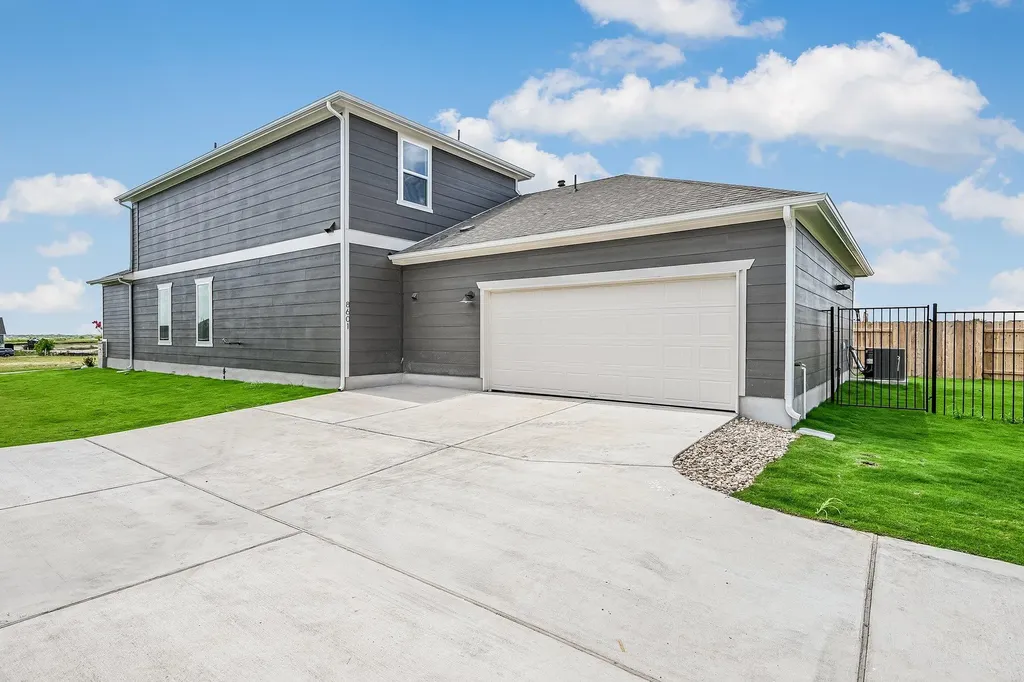 8601 Dongan Drive Austin TX 78744