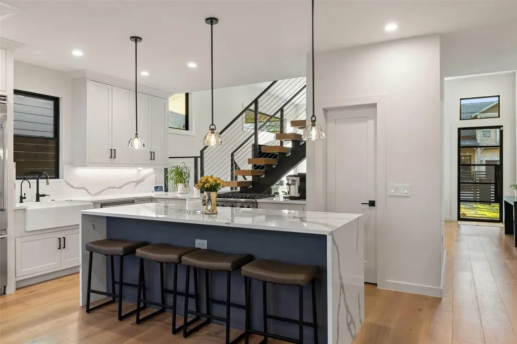 1502 Juliet Street Austin TX 78704