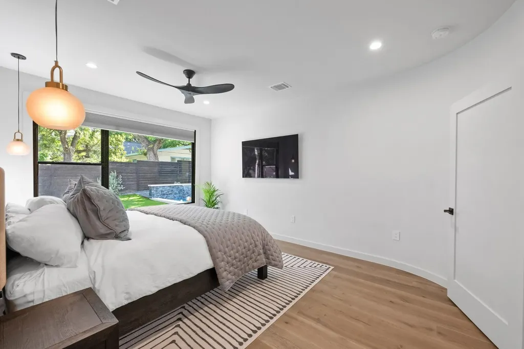 1502 Juliet Street Austin TX 78704