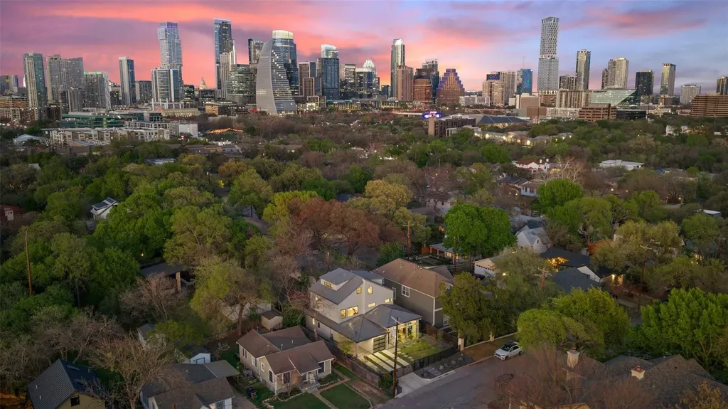 1502 Juliet Street Austin TX 78704