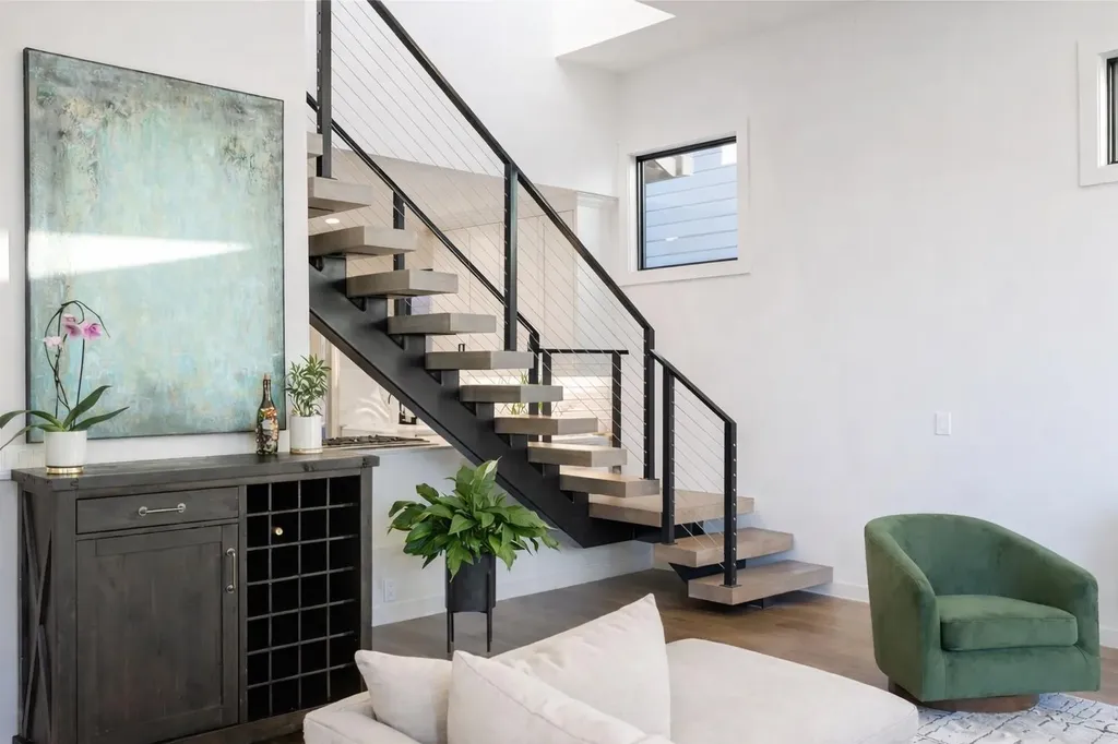 1502 Juliet Street Austin TX 78704