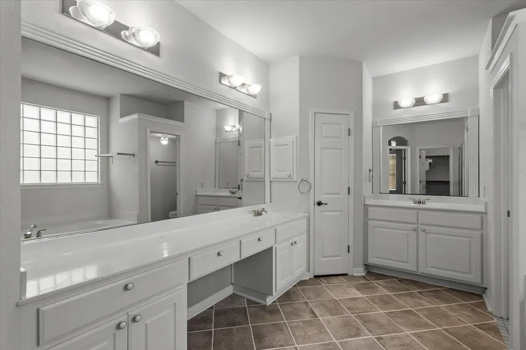 1440 Hargis Creek Trail Austin TX 78717