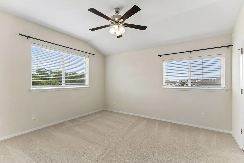 318 Schuylerville Drive Elgin TX 78621