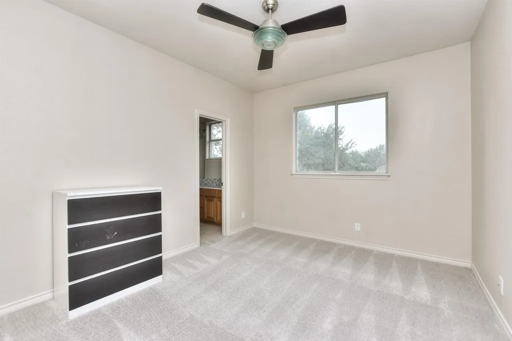 9807 Nepal Cove Austin TX 78717