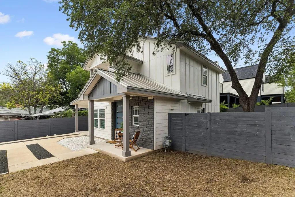 806 Philco Drive Austin TX 78745