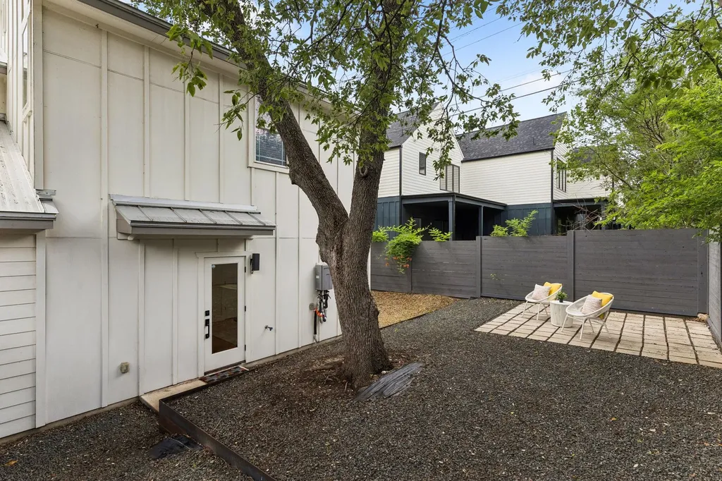806 Philco Drive Austin TX 78745