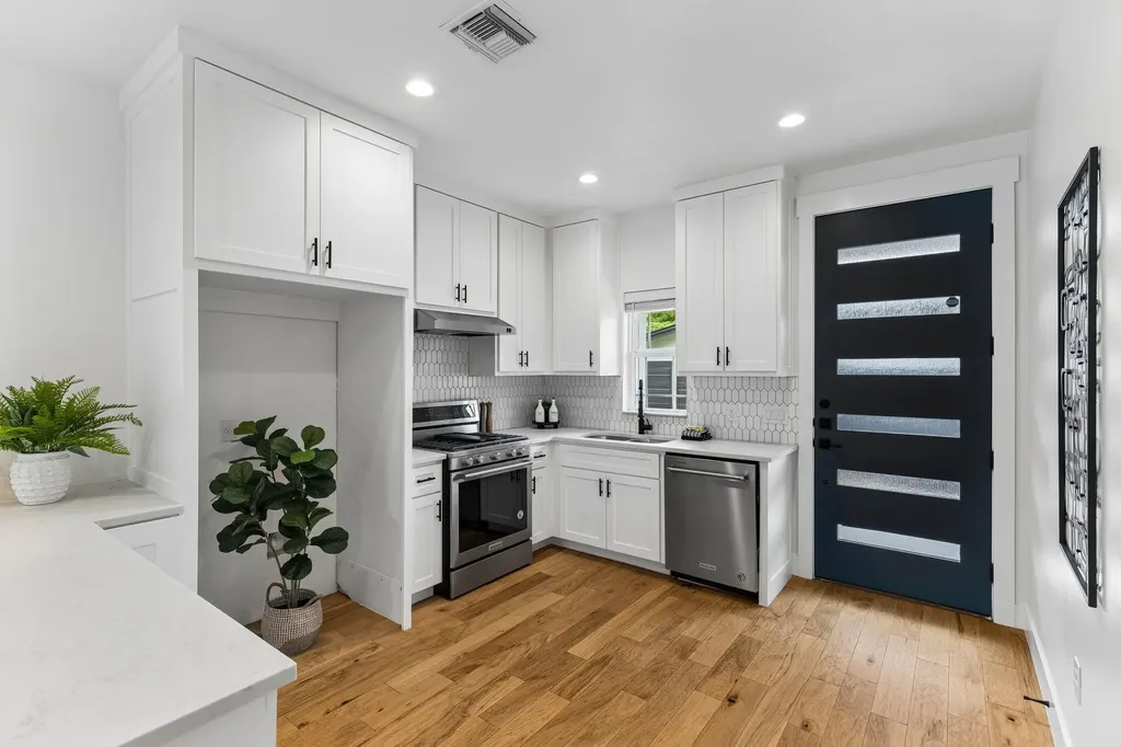 806 Philco Drive Austin TX 78745