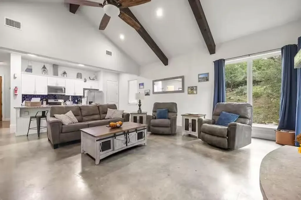 20714 Harrison Cove Lago Vista TX 78645