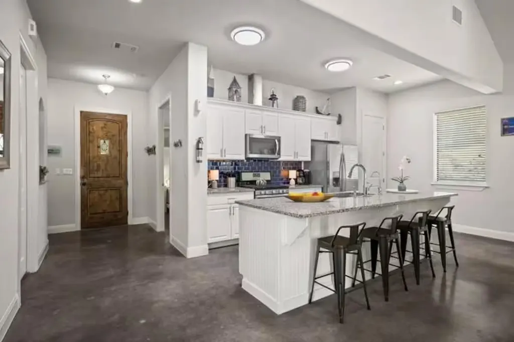20714 Harrison Cove Lago Vista TX 78645