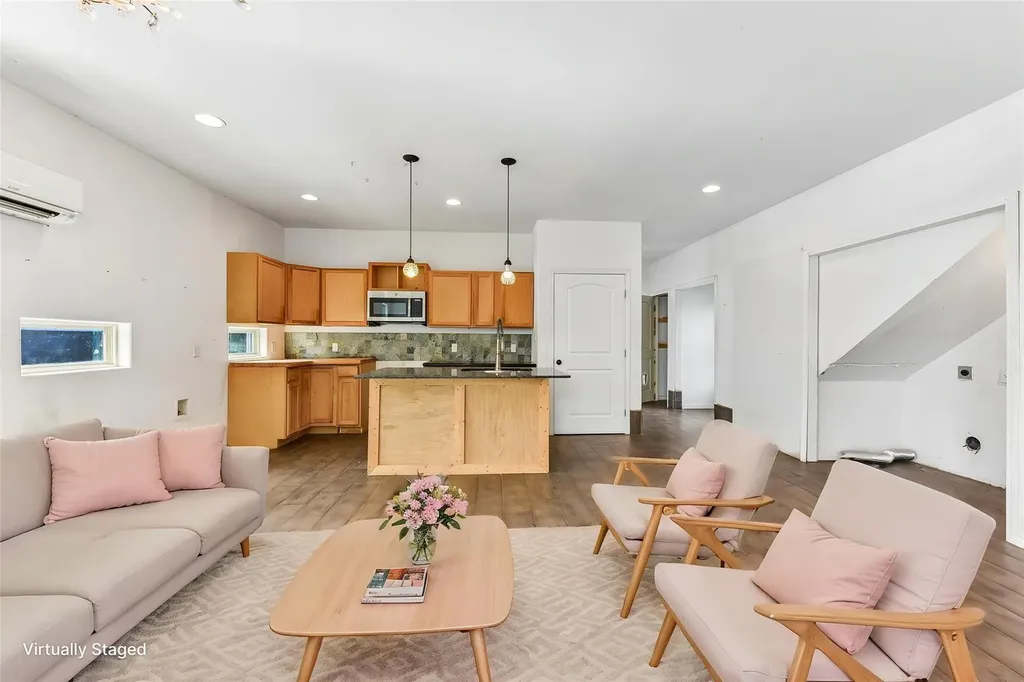 2003 E 9th Street Austin TX 78702