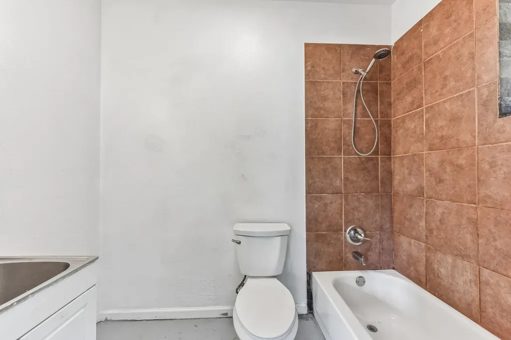 2003 E 9th Street Austin TX 78702