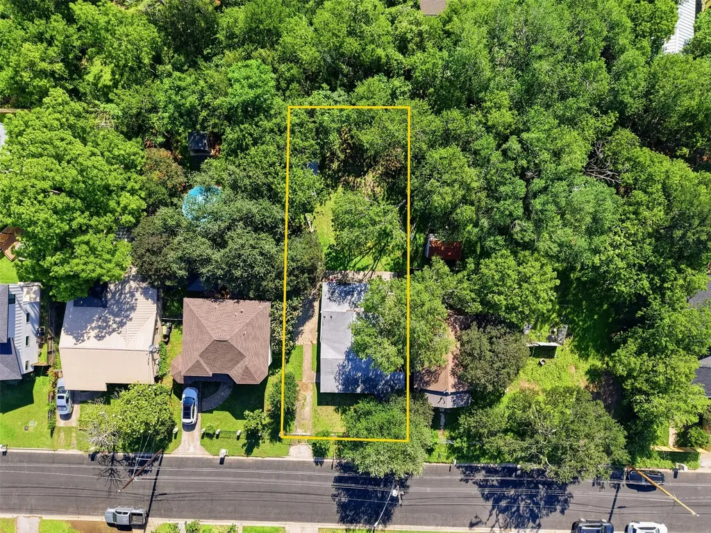 1313 Perez Street Austin TX 78721