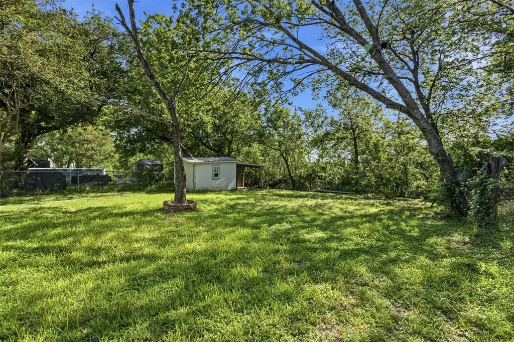 1313 Perez Street Austin TX 78721