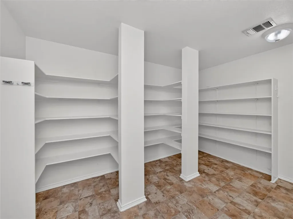 4912 Woodstock Drive Georgetown TX 78633