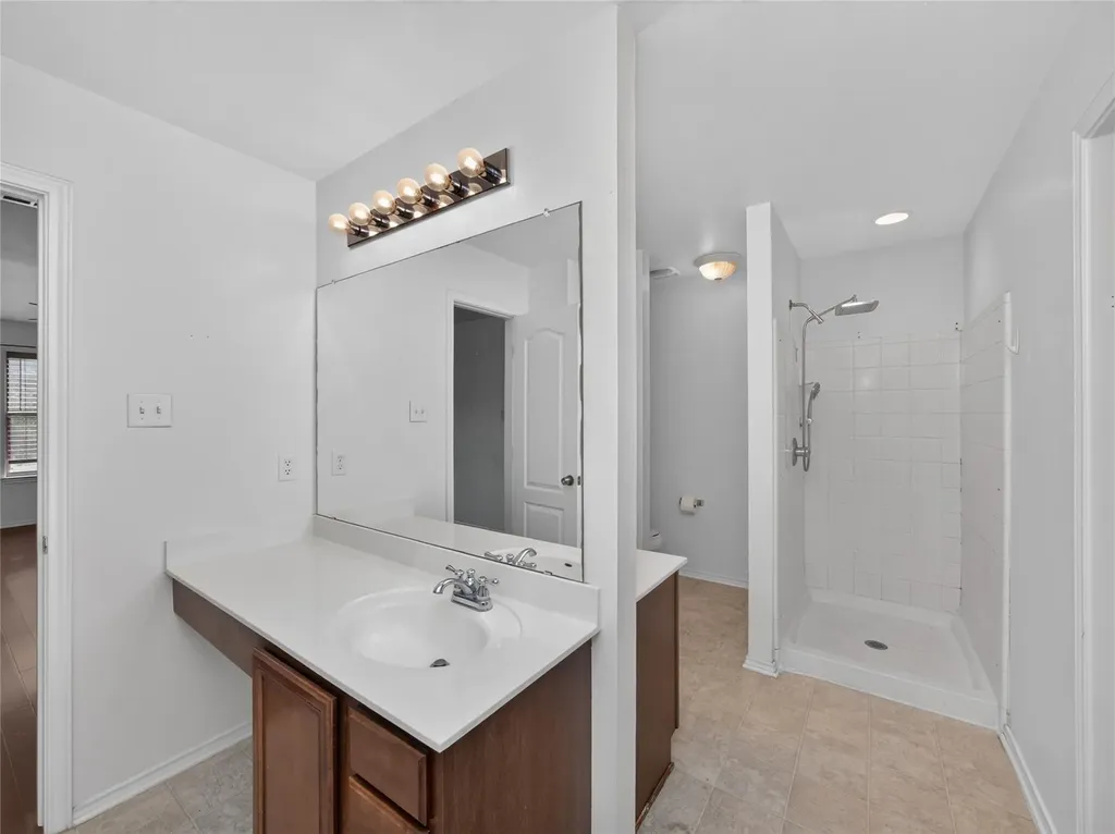 4912 Woodstock Drive Georgetown TX 78633