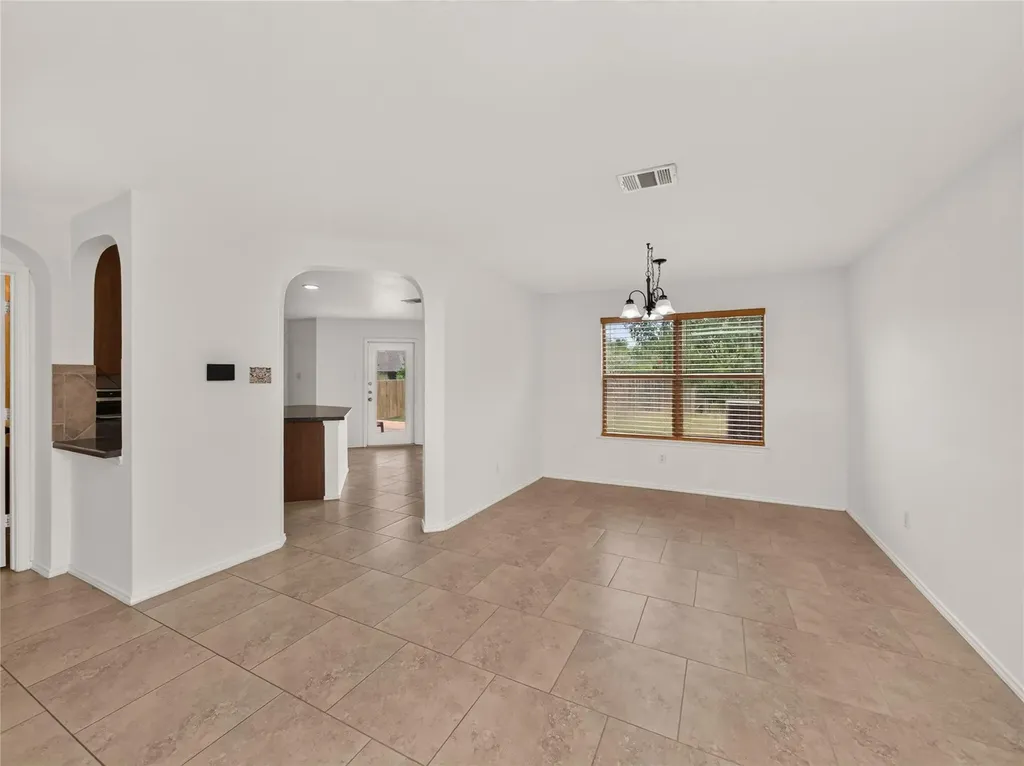 4912 Woodstock Drive Georgetown TX 78633