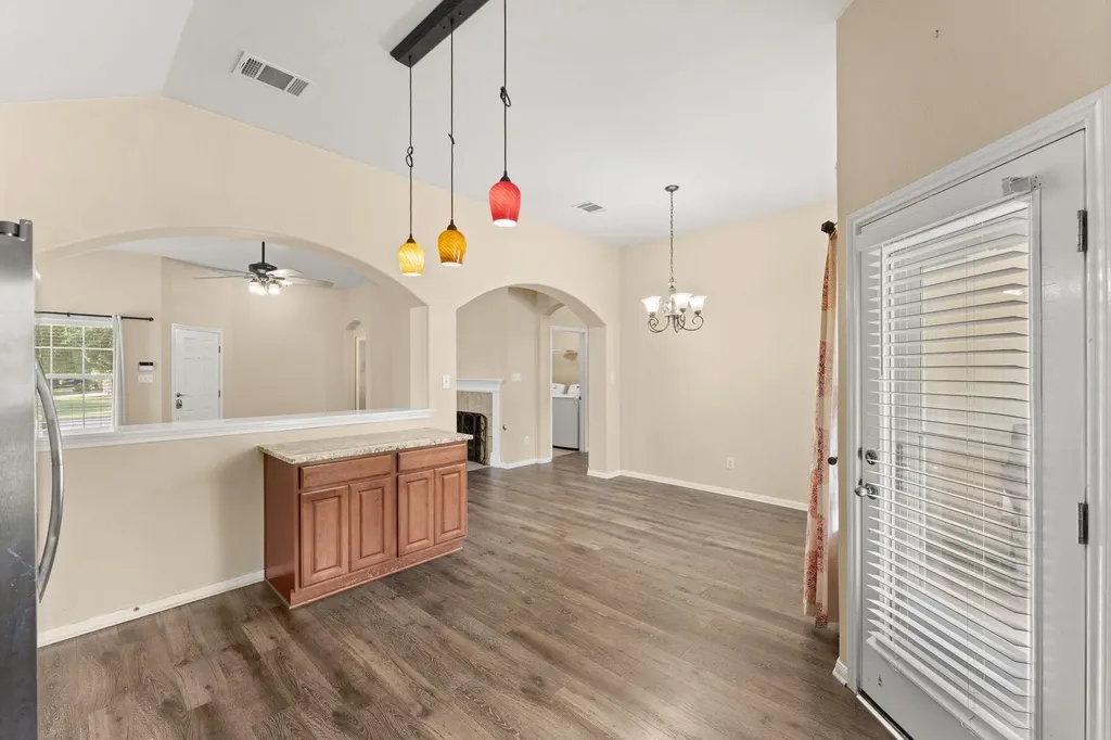 1005 Blackburn Place Round Rock TX 78665
