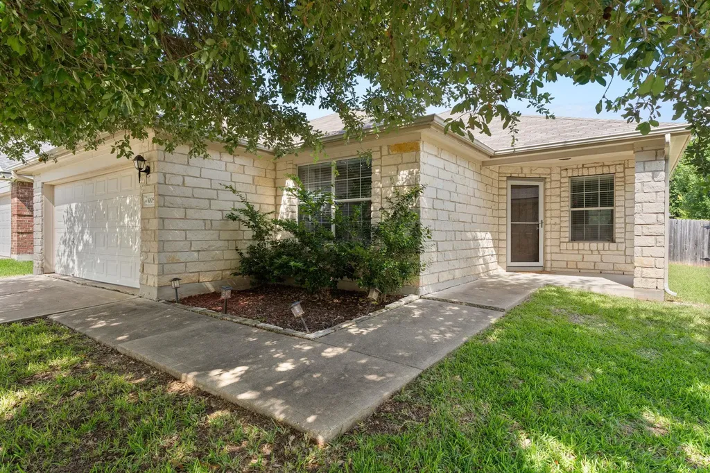 1005 Blackburn Place Round Rock TX 78665