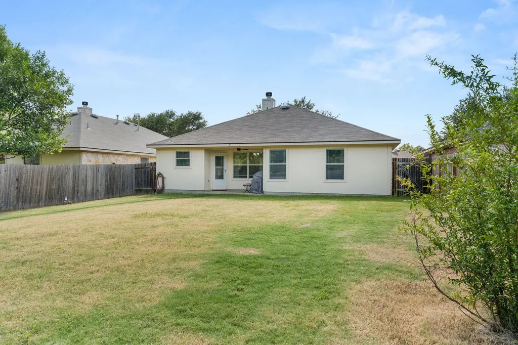 1005 Blackburn Place Round Rock TX 78665