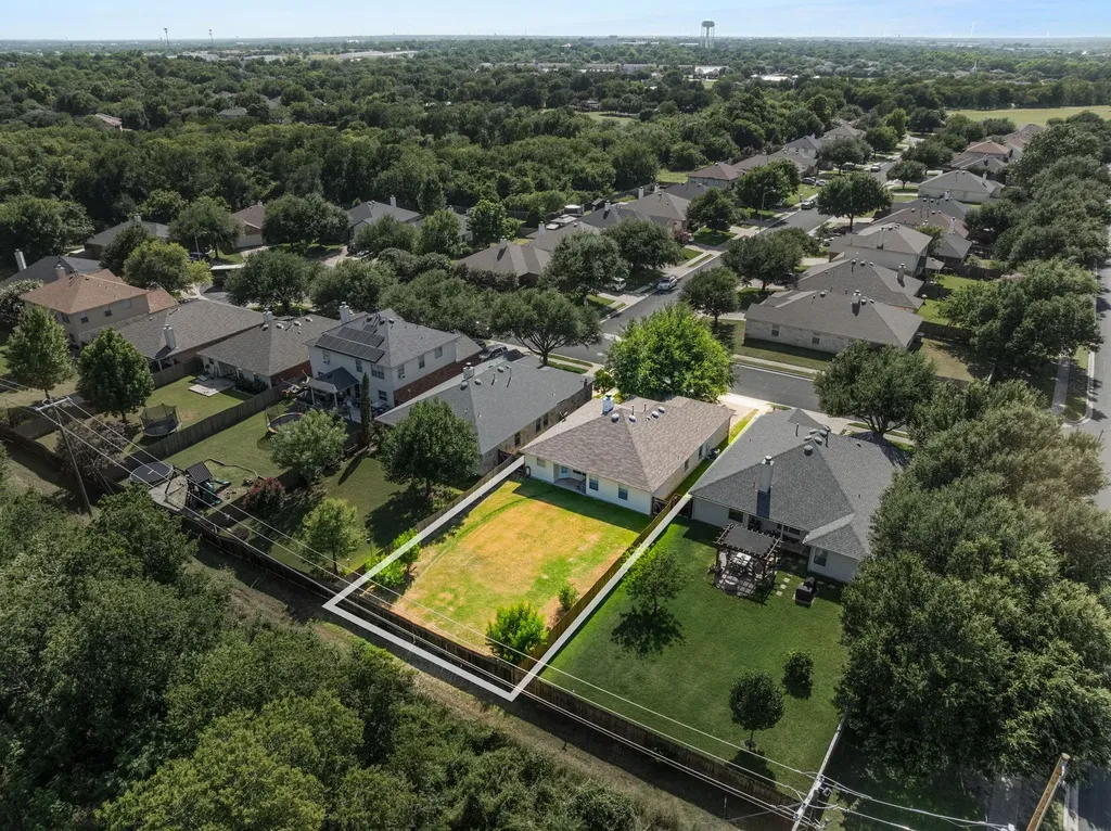 1005 Blackburn Place Round Rock TX 78665