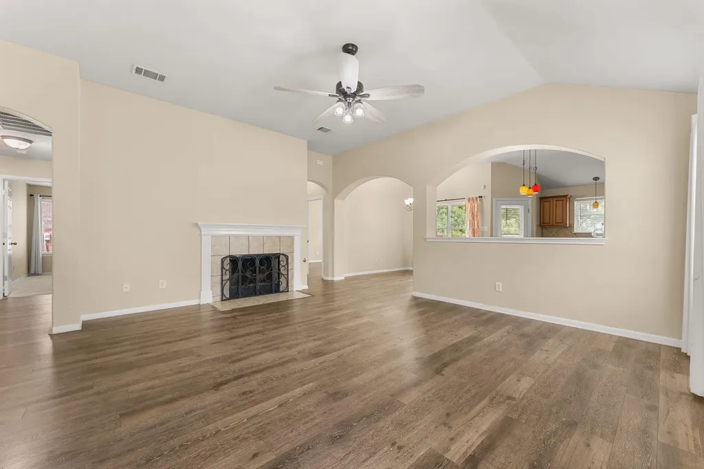 1005 Blackburn Place Round Rock TX 78665