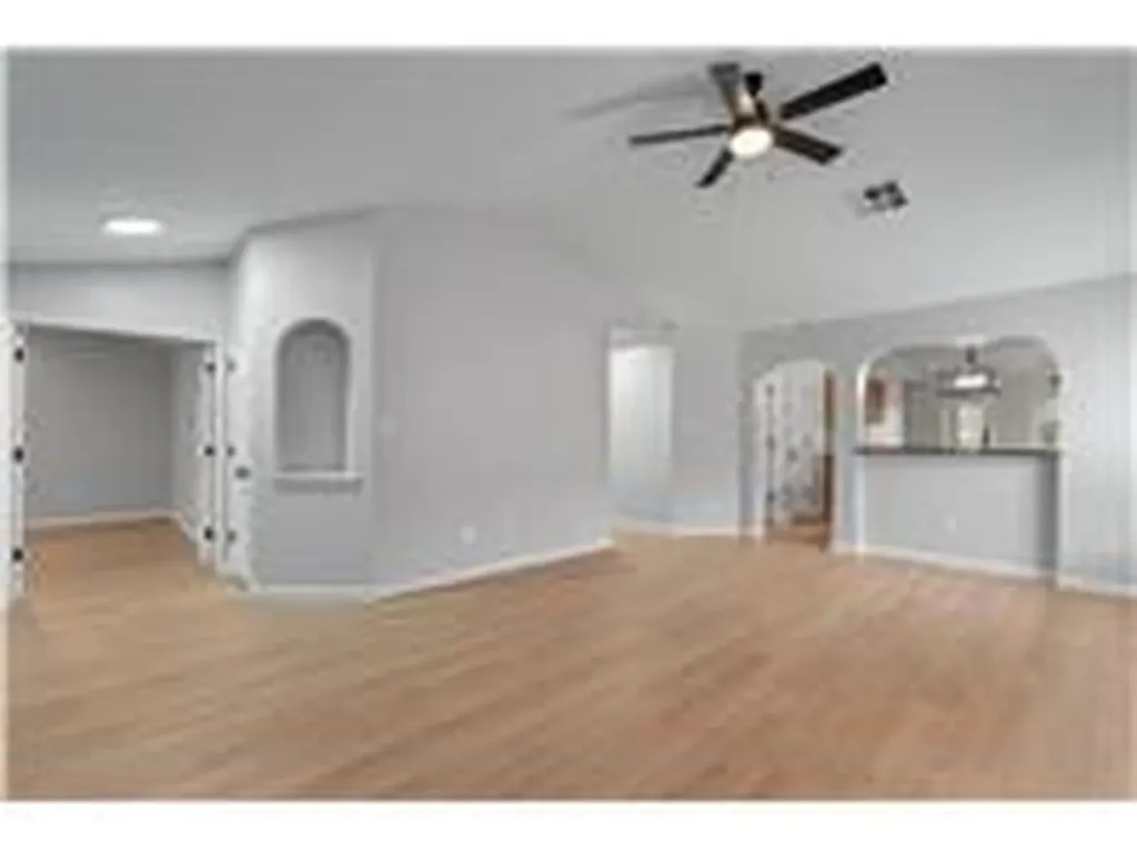 744 Fairway Kyle TX 78640