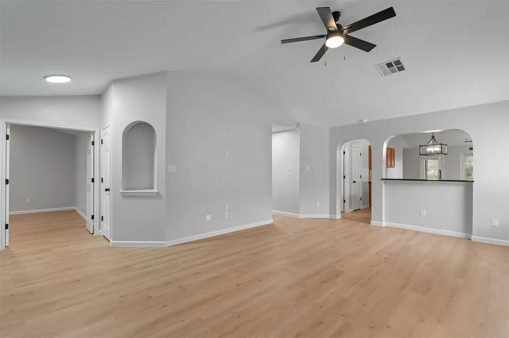 744 Fairway Kyle TX 78640