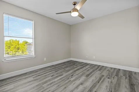 303 Quail Hollow Drive Hutto TX 78634