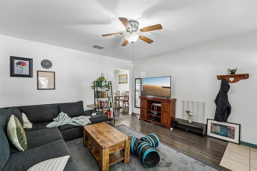 1106 Chesapeake Drive Austin TX 78758