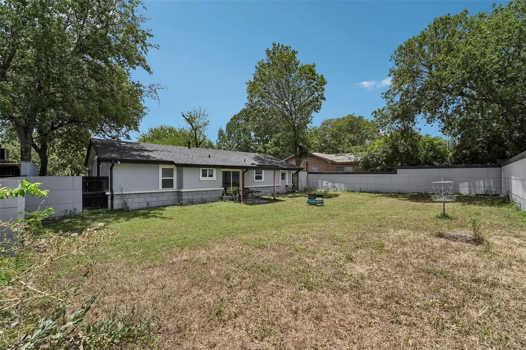 1106 Chesapeake Drive Austin TX 78758