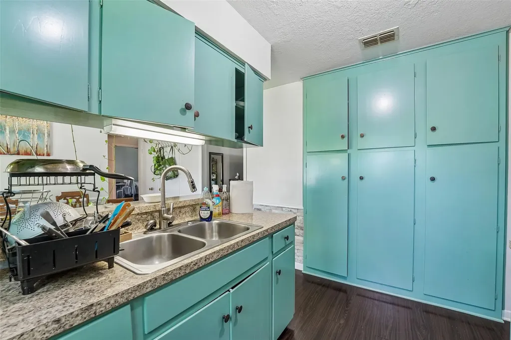 1106 Chesapeake Drive Austin TX 78758