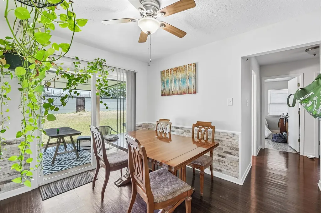 1106 Chesapeake Drive Austin TX 78758