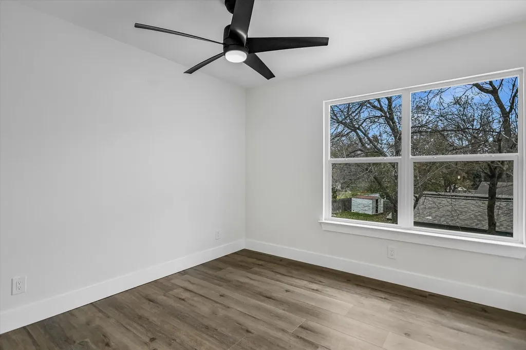 2704 Loyola Lane Austin TX 78723