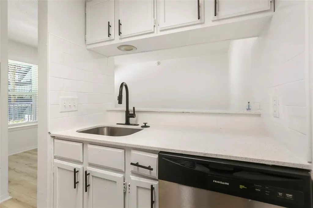 923 E 41st Street Austin TX 78751