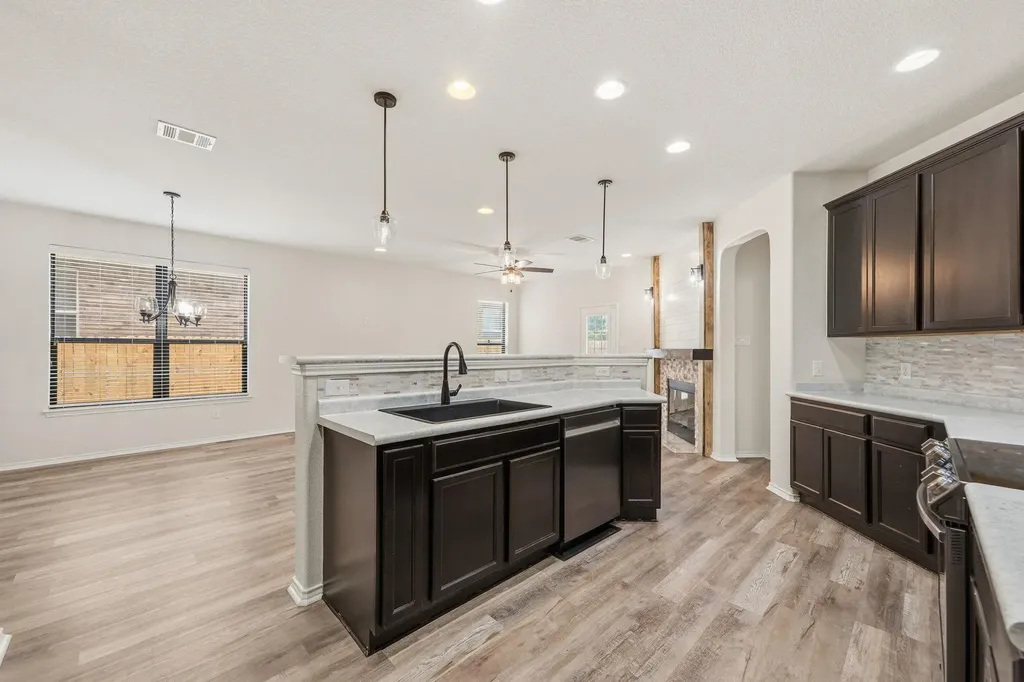 12208 Pecangate Way Manor TX 78653
