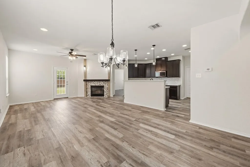 12208 Pecangate Way Manor TX 78653