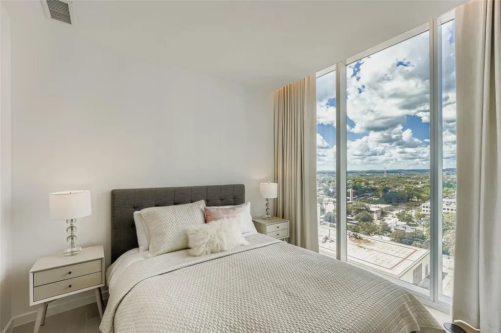 313 W 17th Street Austin TX 78701