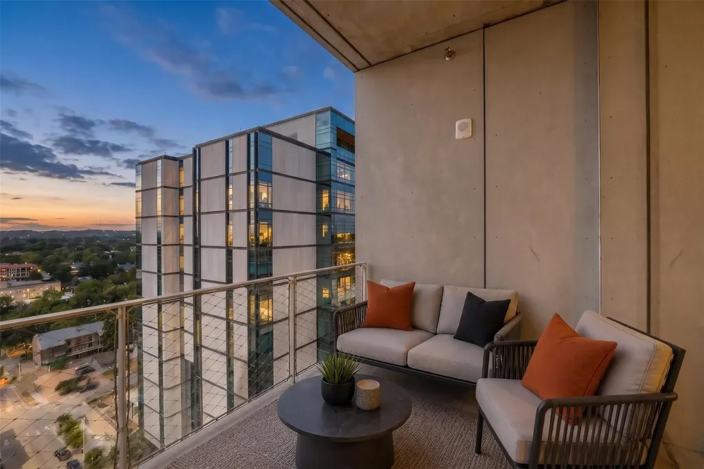313 W 17th Street Austin TX 78701